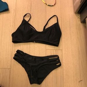Black bikini
